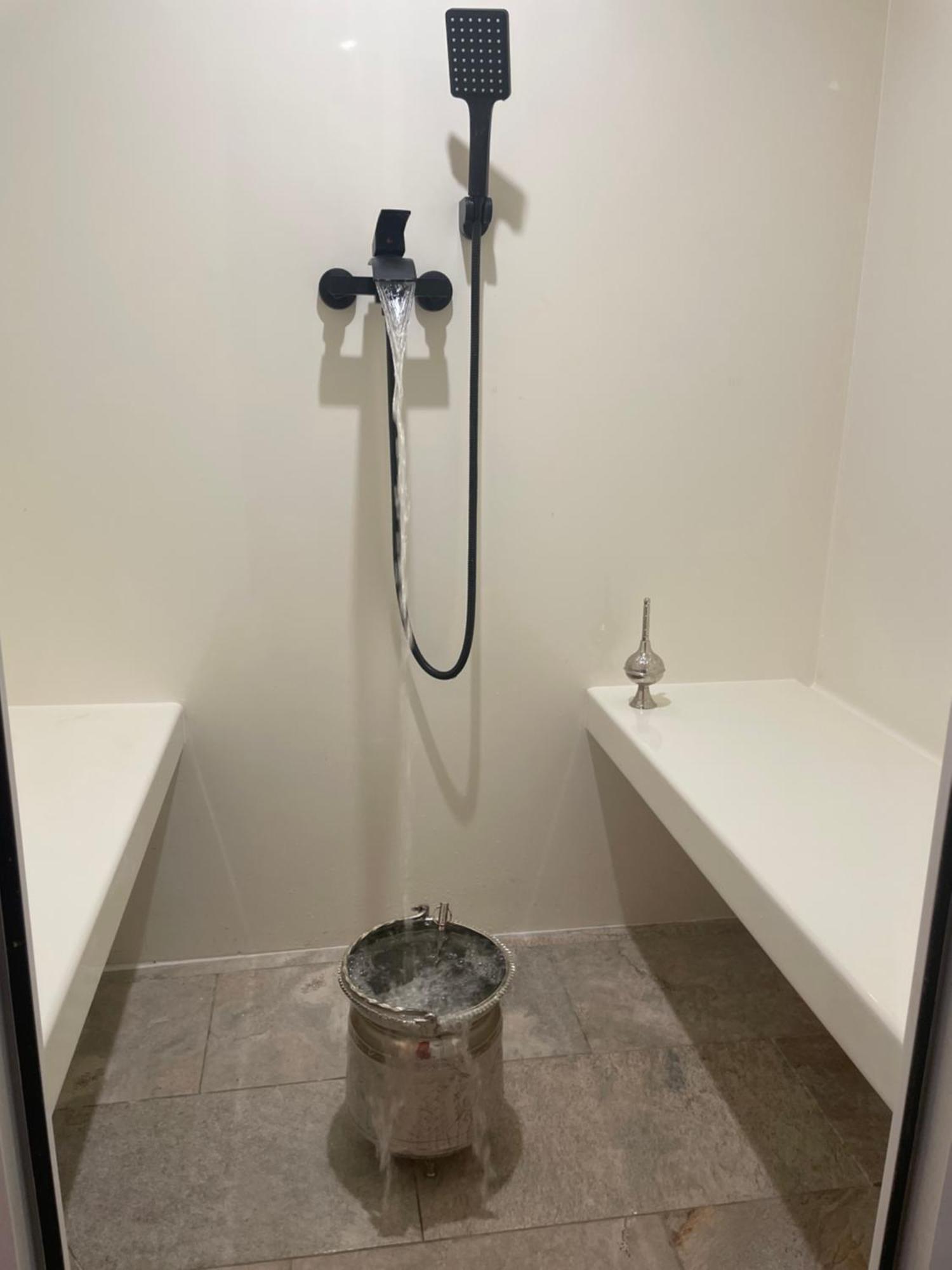 Houdarling Chalet Et Spa Hammam Jacuzzi Et Sauna Нім Екстер'єр фото